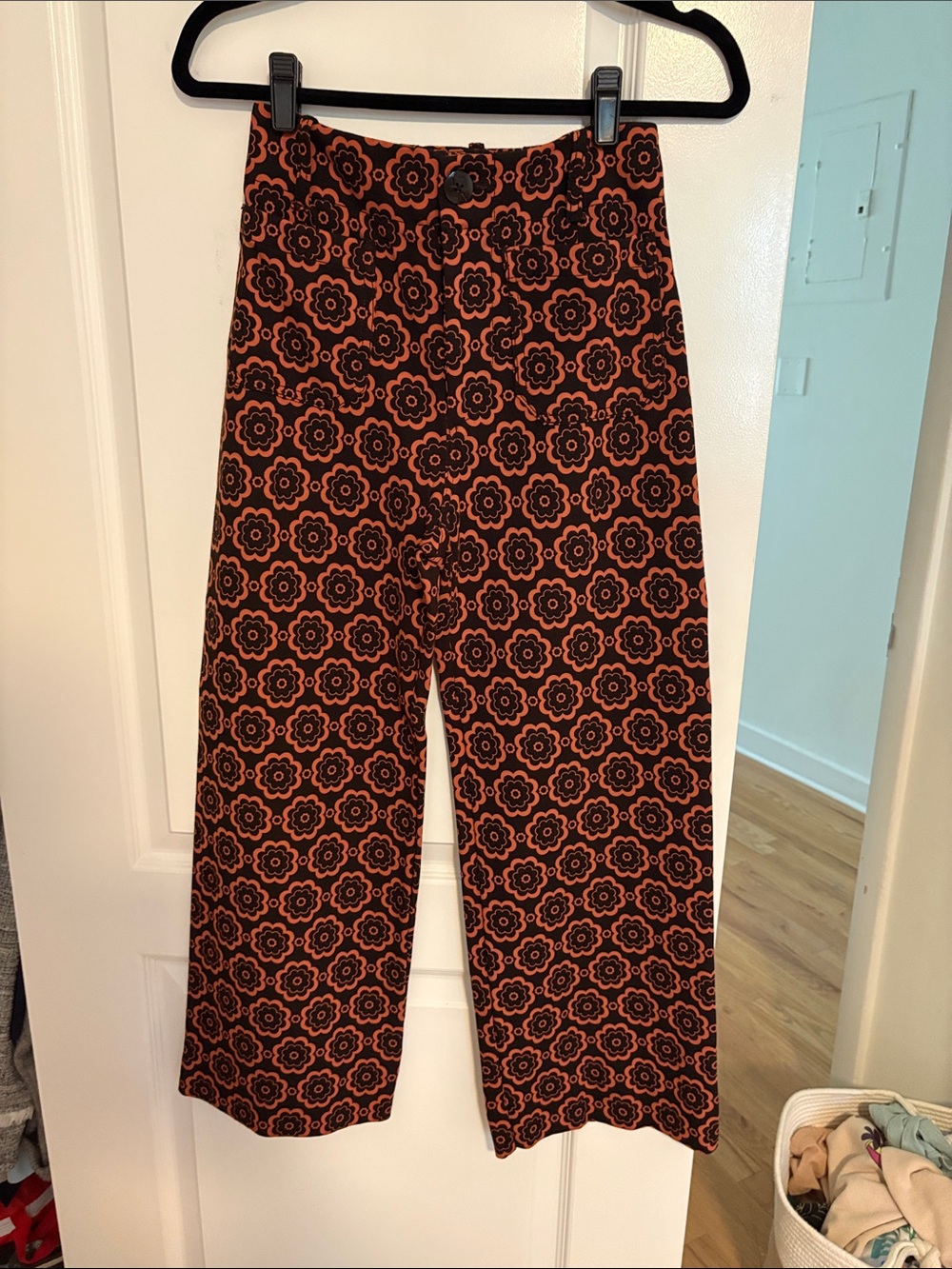 NWOT Maeve The Colette Black and Orange Patterned Wide-Leg Pants size 25